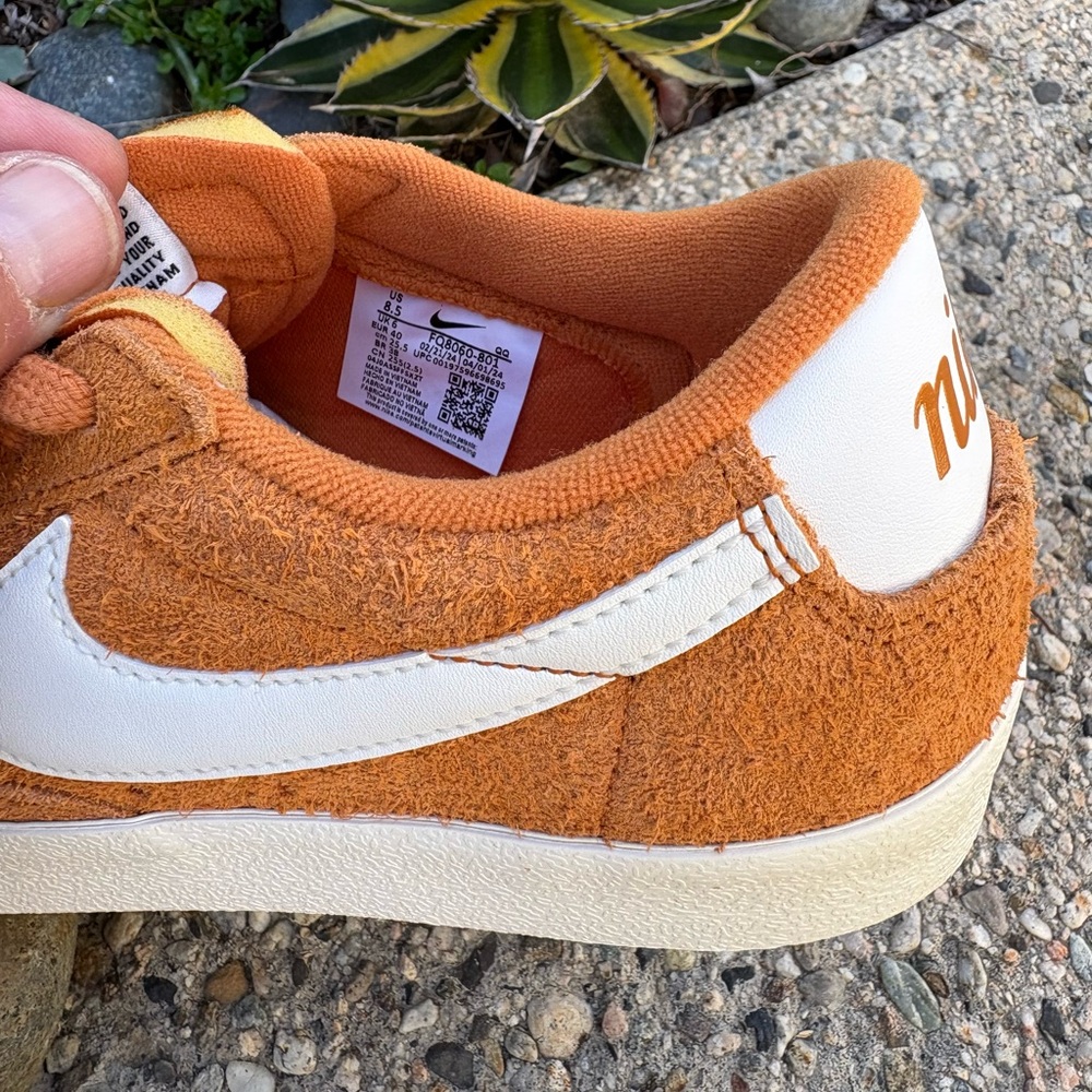 Nike Blazer Low Suede Sneakers - Picture 10 of 15